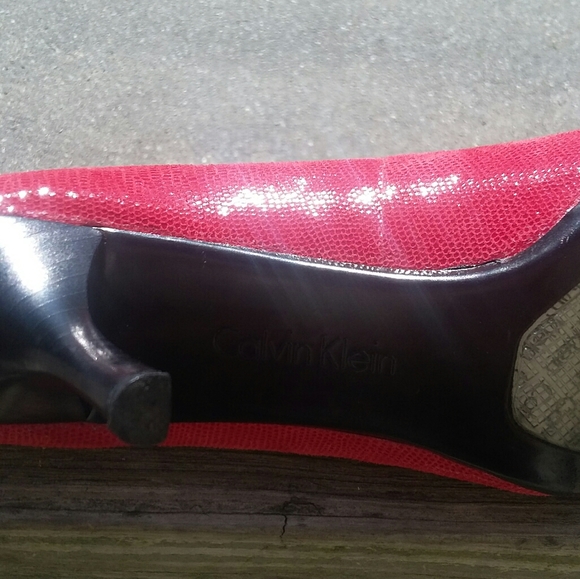 Calvin Klein  heels - Picture 3 of 6